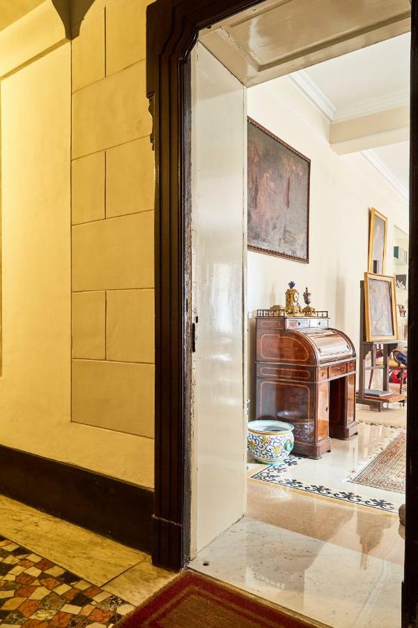 Suite Klimt P.Zza Amedeo Napoli Ngoại thất bức ảnh